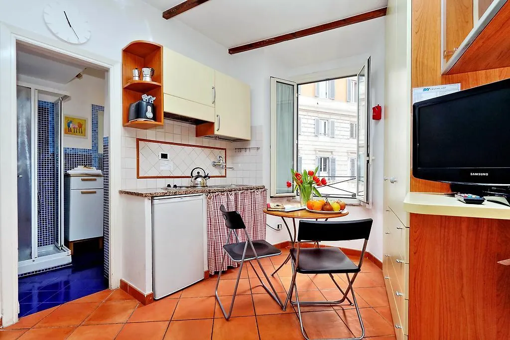 Rome Accommodation Leonina Apartment 0*,  이탈리아